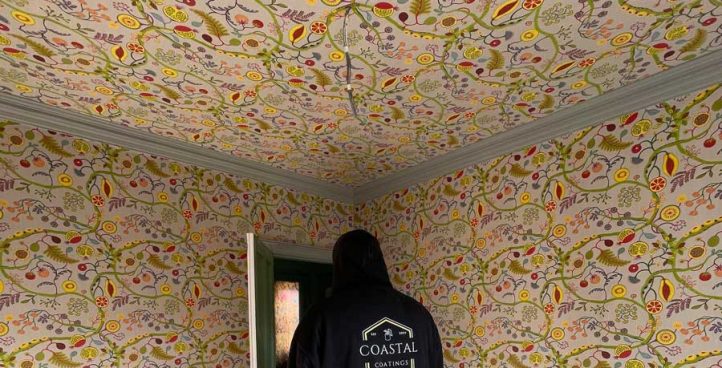 Wallpaper Hanging
